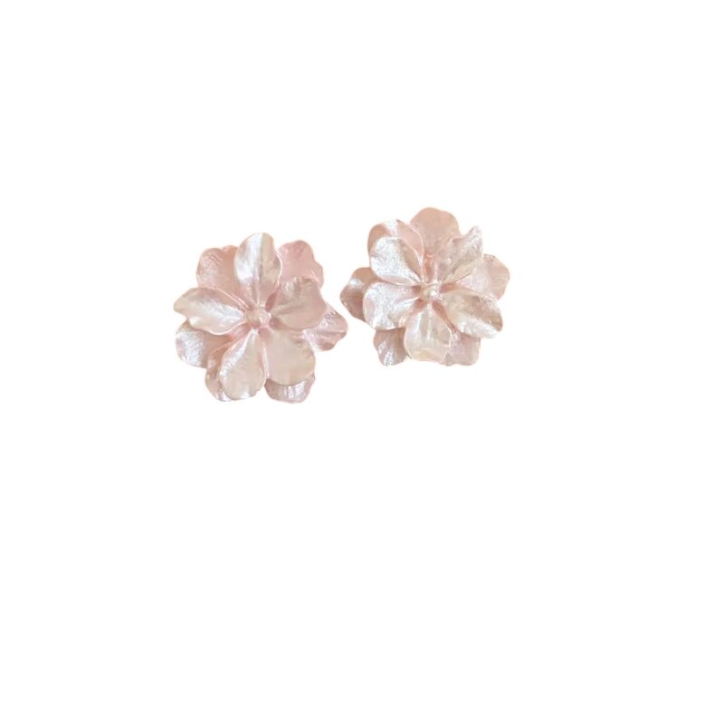 Boucles d'oreilles fleurs roses resine