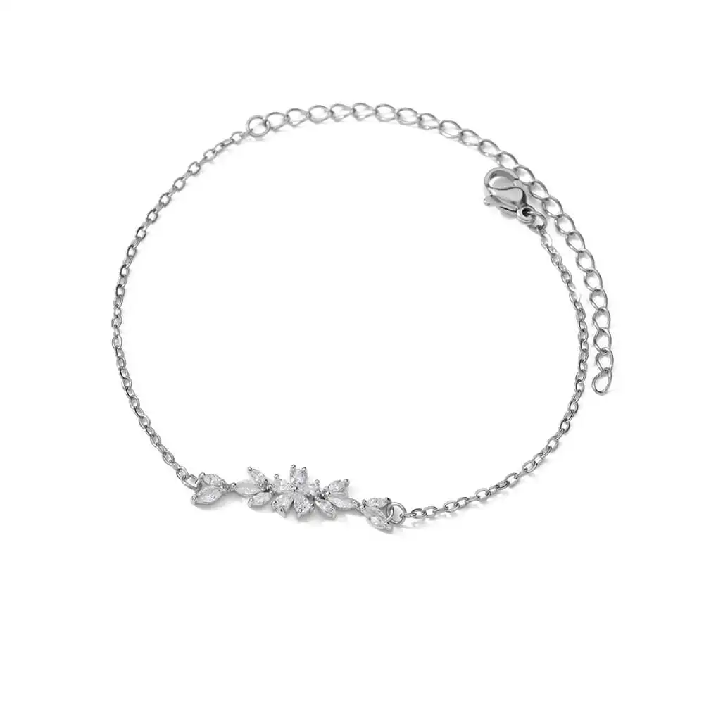 Bracelet fleur argentée avec cristaux