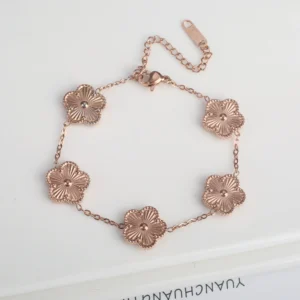 Bracelet or avec fleurs multiples