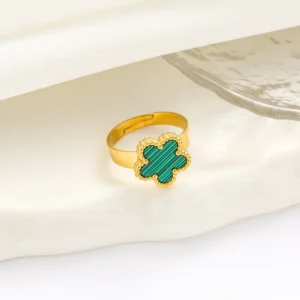 Bague fleur verte