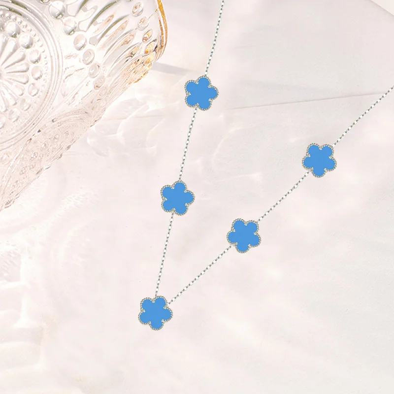Collier fleurs bleu et argent multiple